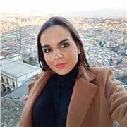 Aspirante notaio e avvocato, è disponibile per lezioni di diritto civile, privato. Ho conseguito anche i 24 CFU per l'insegnamento